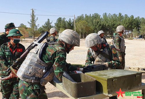 Army Games 2021: Bàn tay vàng trên sa mạc ở Iran - ảnh 2