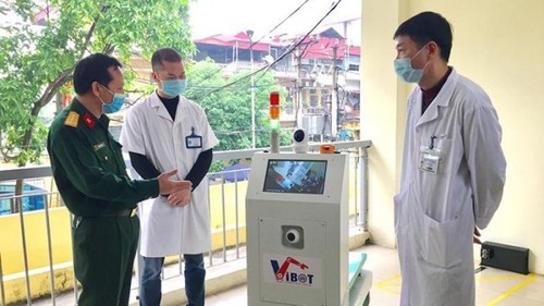 Rô-bốt y tế (VIBOT) hỗ trợ đắc lực phòng, chống Covid-19 - ảnh 1