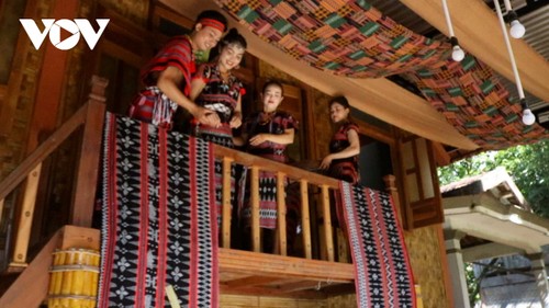 Đặc sắc lễ cưới truyền thống của người Pa Cô - ảnh 9