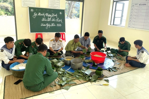 Người lính canh biển Tây Nam vui xuân đón Tết, sẵn sàng chiến đấu cao - ảnh 3