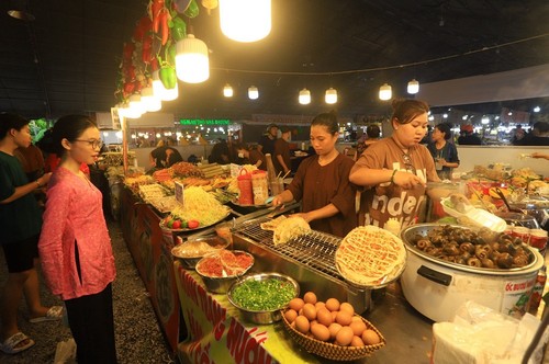 Lễ hội mùa trái chín "Lái Thiêu mùa hẹn", nơi hội tụ nhiều loại trái cây miền Nam - ảnh 8