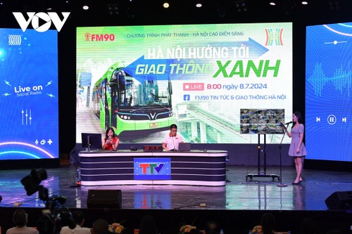 LIÊN HOAN PHÁT THANH TOÀN QUỐC LẦN THỨ XVI NĂM 2024: NHIỀU CHỦ ĐỀ "NÓNG" ĐƯỢC MỔ XẺ TRONG PHẦN THI PHÁT THANH TRỰC TIẾP - ảnh 4