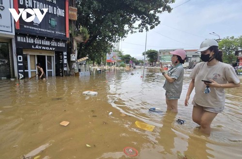 Thành phố Tuyên Quang trở lại phong quang, sạch đẹp chỉ sau 1 ngày nước rút - ảnh 1