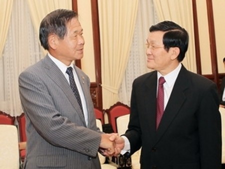 サン国家主席、大阪商工会議所会頭と会見 - ảnh 1