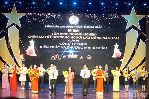 ダナン市、労働者の生活に配慮する企業を表彰 - ảnh 1