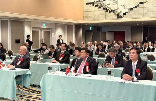 ズン副首相 北海道ベトナム経済フォーラムに出席、北海道知事と会見 - ảnh 1