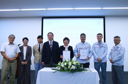 VJCCとトヨタ・ベトナム、サプライヤー育成で協力覚書 裾野産業を強化へ - ảnh 1