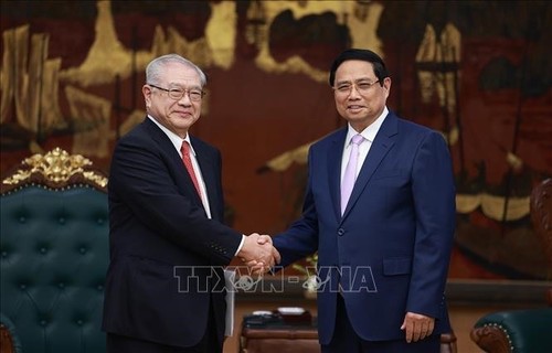 チン首相、関西地域の企業にベトナムへの投資拡大を呼びかけ - ảnh 1