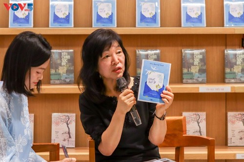 言葉の壁を越えて、ベトナム・日本・韓国をつなぐ文学 - ảnh 2