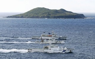 中国军舰通过日本冲绳岛附近海域 - ảnh 1