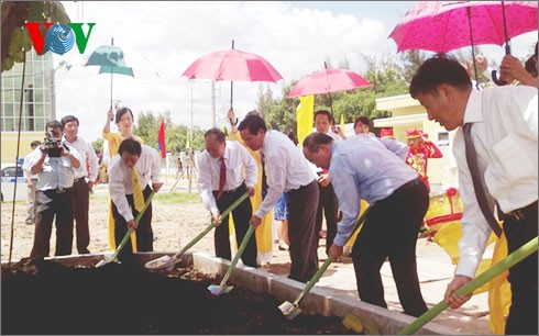 越南各地举行新学年开学典礼 - ảnh 1