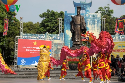 河内举行多项精彩活动庆祝首都解放60周年 - ảnh 1