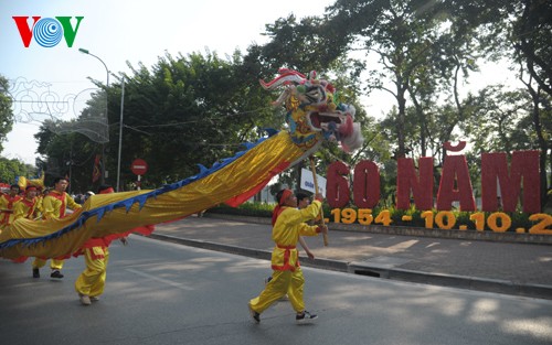 河内举行多项精彩活动庆祝首都解放60周年 - ảnh 2