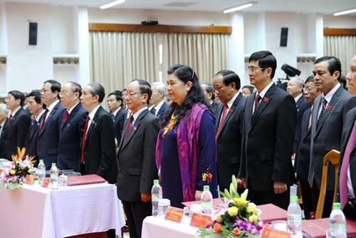 越南党、国家、政府和国会领导人出席各省市党代会 - ảnh 1