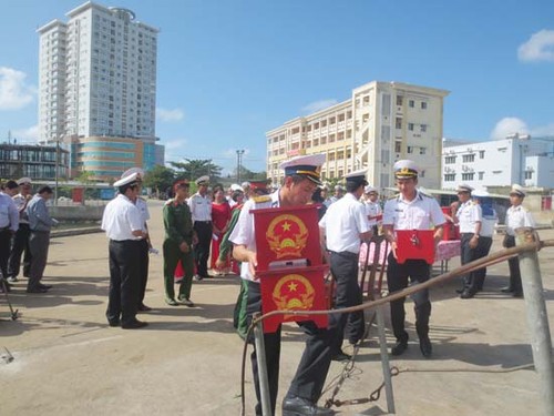 巴地头顿省提前举行海上选民投票活动 - ảnh 1