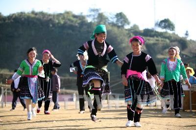 老街省举行丰富多彩的活动喜迎新春 - ảnh 1