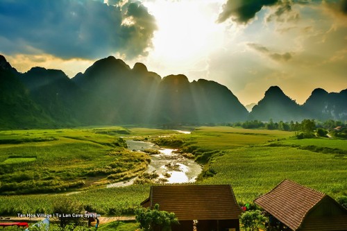 广平省推出与《金刚：骷髅岛》拍摄现场有关的旅游线 - ảnh 1