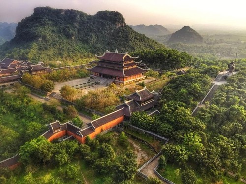 宁平省沛顶寺：光彩夺目，蔚为壮观 - ảnh 1