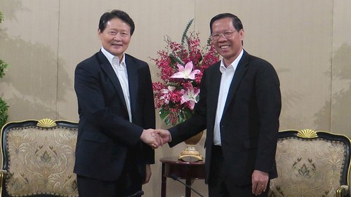 越南胡志明市领导会见中国全国党建研究会会长李智勇 - ảnh 1