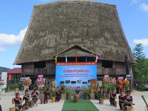 昆嵩—充满吸引力的文化体验旅游圣地 - ảnh 2