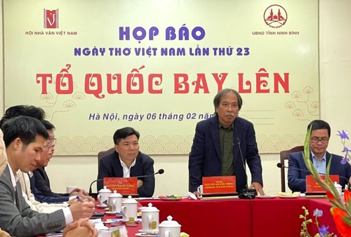 2025年越南诗歌日主题为“祖国腾飞” - ảnh 1