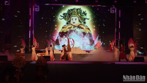 参山主处圣母庙会被列入人类非物质文化遗产代表作名录 - ảnh 1