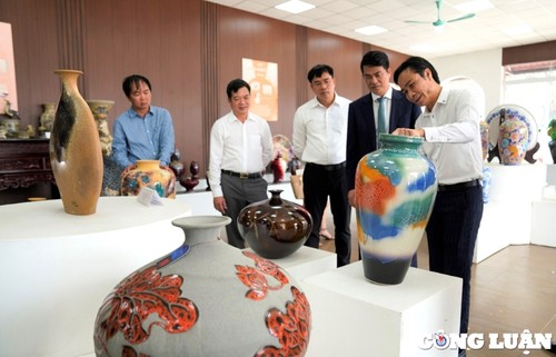 将钵场陶瓷村精髓推向世界的机会 - ảnh 2