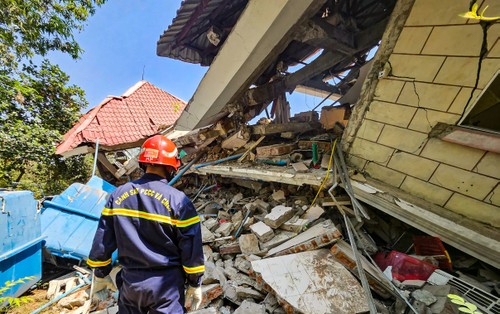 组图：越南救援队抵达缅甸首都地震灾区 - ảnh 3