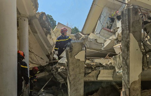 组图：越南救援队抵达缅甸首都地震灾区 - ảnh 2