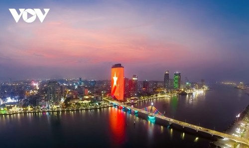 岘港解放50年后发生翻天覆地的变化 - ảnh 2