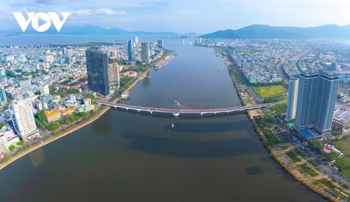 岘港解放50年后发生翻天覆地的变化 - ảnh 3