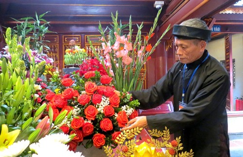 Người lưu giữ những giá trị tốt đẹp của nghi lễ thờ cúng Hùng Vương - ảnh 2