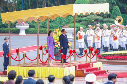 组图：范明政主持仪式，欢迎泰国总理对越南正式访问 - ảnh 1