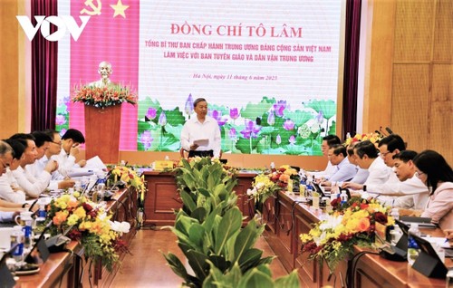 苏林与中央宣教民运部座谈 - ảnh 2