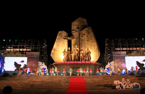 越南举行海洋岛屿周，热烈响应世界海洋日 - ảnh 1