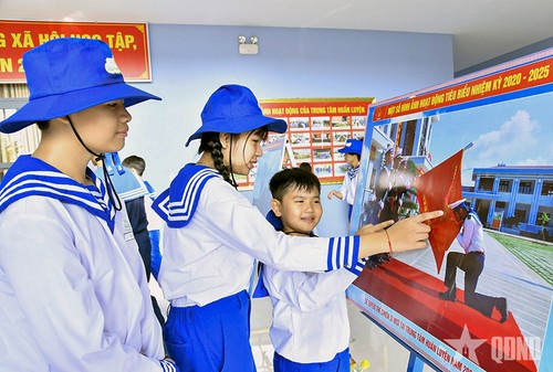 举行黄沙长沙图片展 - ảnh 2