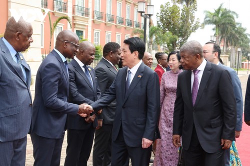 梁强对安哥拉进行国事访问的欢迎仪式隆重举行 - ảnh 3