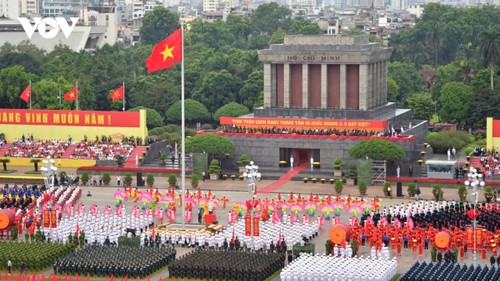  庆祝八月革命胜利和国庆80周年阅兵式国家级彩排 - ảnh 1