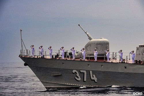 海上阅舰：意志与信心的力量 - ảnh 2