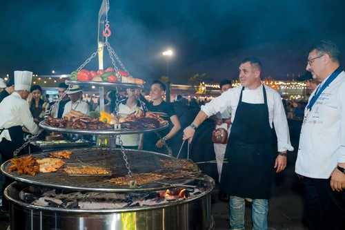 2025第一届秋季博览会：三地美食盛会 - ảnh 1