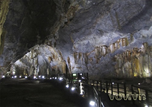 Gua Sorga di provinsi Quang Binh - ảnh 8