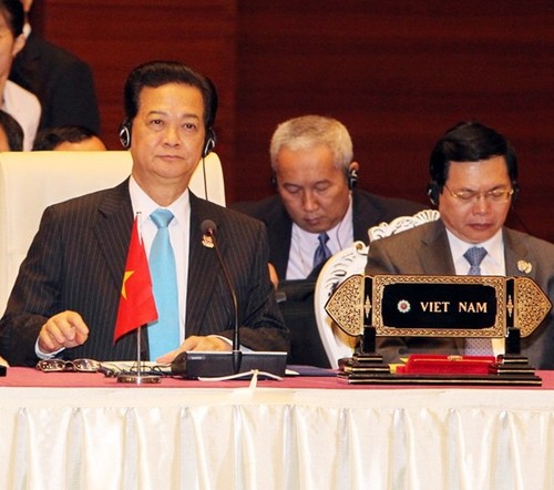 PM Nguyen Tan Dung: Vietnam dengan tegas membela kedaulatan dan kepentingan yang sah - ảnh 1