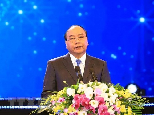 Nguyên Xuân Phuc est parti pour l’Indonésie - ảnh 1