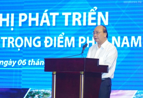 Conférence sur le développement de la zone économique de pointe du Sud - ảnh 1