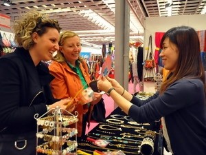 Vietnam nimmt an internationaler Handwerkmesse in Florenz teil - ảnh 1