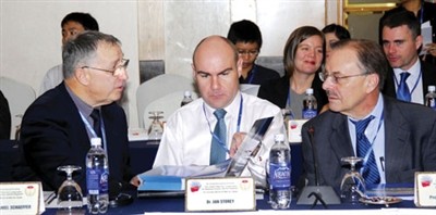 Weltgemeinschaft und Einschätzung der Ostmeer-Frage von Premierminister Dung - ảnh 1