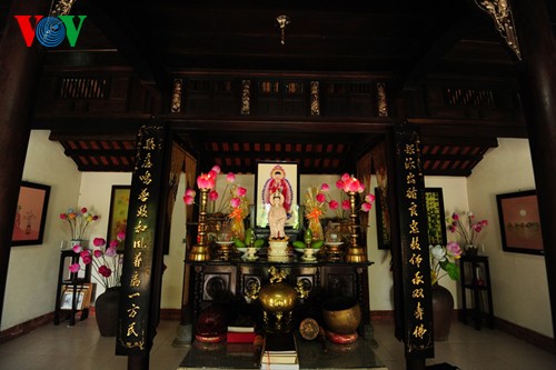 Die Herstellung von Papierblumen im Dorf Thanh Tien  - ảnh 4