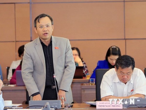 Gesetzesentwurf über Bodenschätze und Umwelt des Meeres und der Inseln - ảnh 1