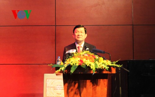 Truong Tan Sang trifft revolutionäre Gefangene - ảnh 1