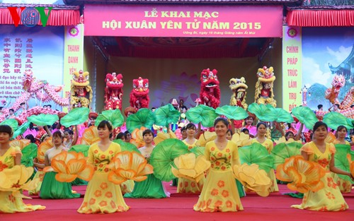 Eröffnung des Frühlingsfestes Yen Tu 2015 - ảnh 1